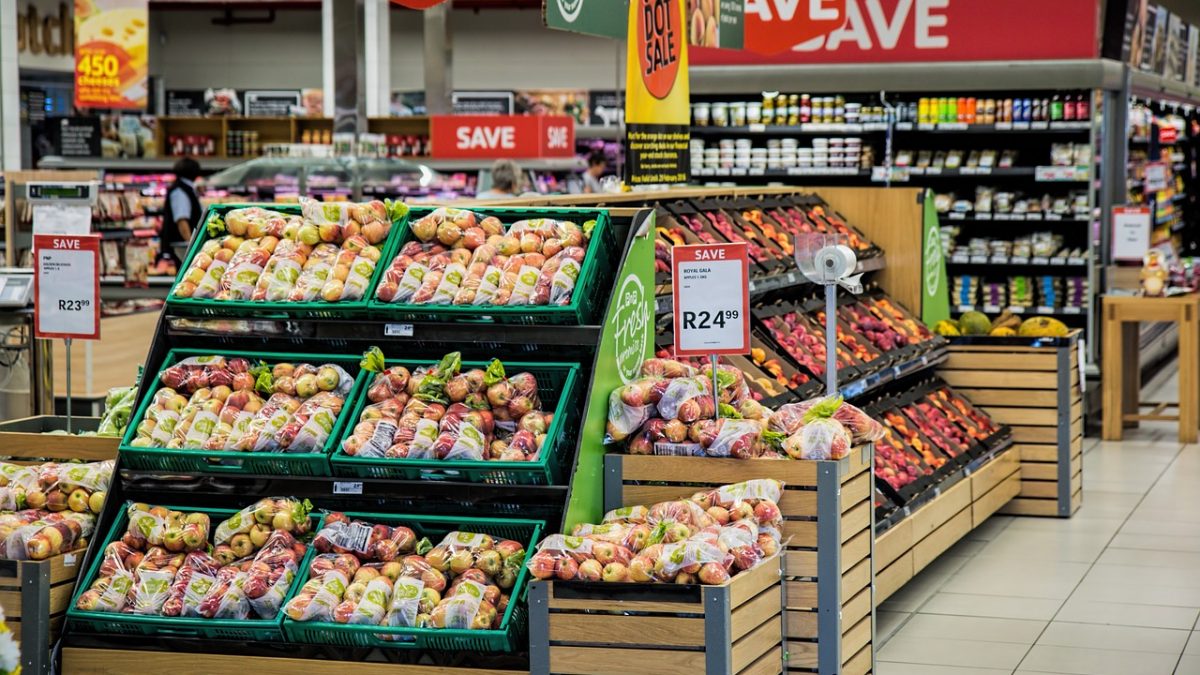 Marketlerde stok ve son kullanma tarihi takibini otomatikleştiren sistemleri anlatan bilgilendirici görsel
